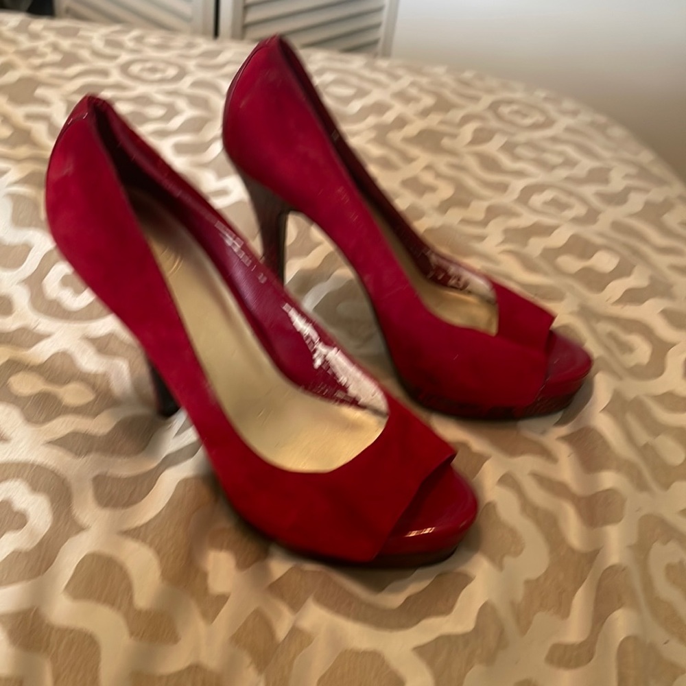 Red jessica simpson heels